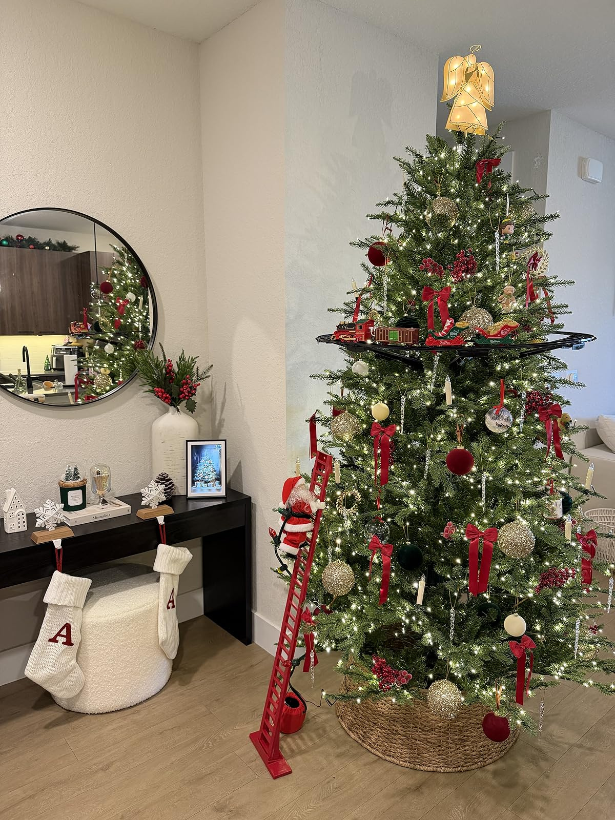 Arbol de navidad con tren y +5 accesorios incluidos